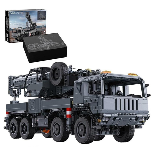 CaDA Master Heavy Military Crane Truck 1:18 Scale (C61507W) - (Dynamic or Static)