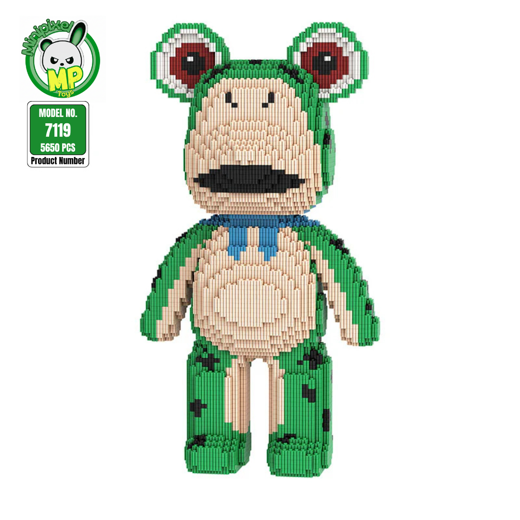 MPIN 7119 | Zombie Cosplay: Internet-Famous Frog Bear DIY Building Block Set (5,650 Pcs) - 43cm
